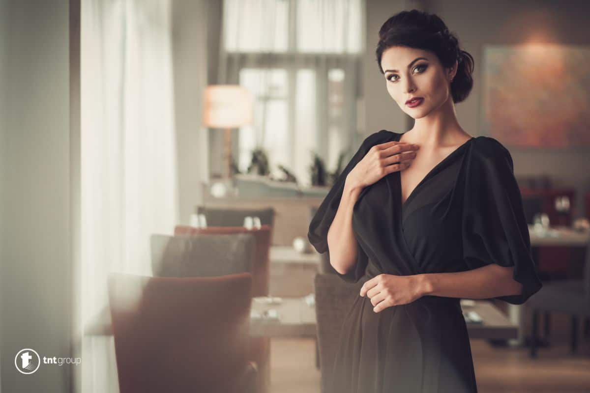 Svečana Odjeća: Kako Izgledati Elegantno Bez Previše Troška