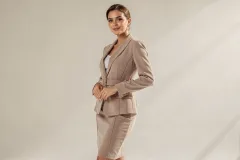 Građa pješčanog sata: kako je prepoznati i stilizirati